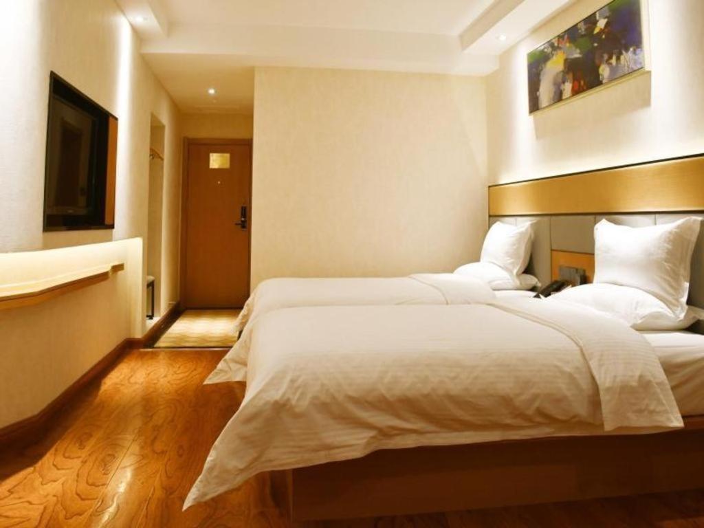 Greentree Inn Geermu Walking Street Business Hotel Golmud エクステリア 写真