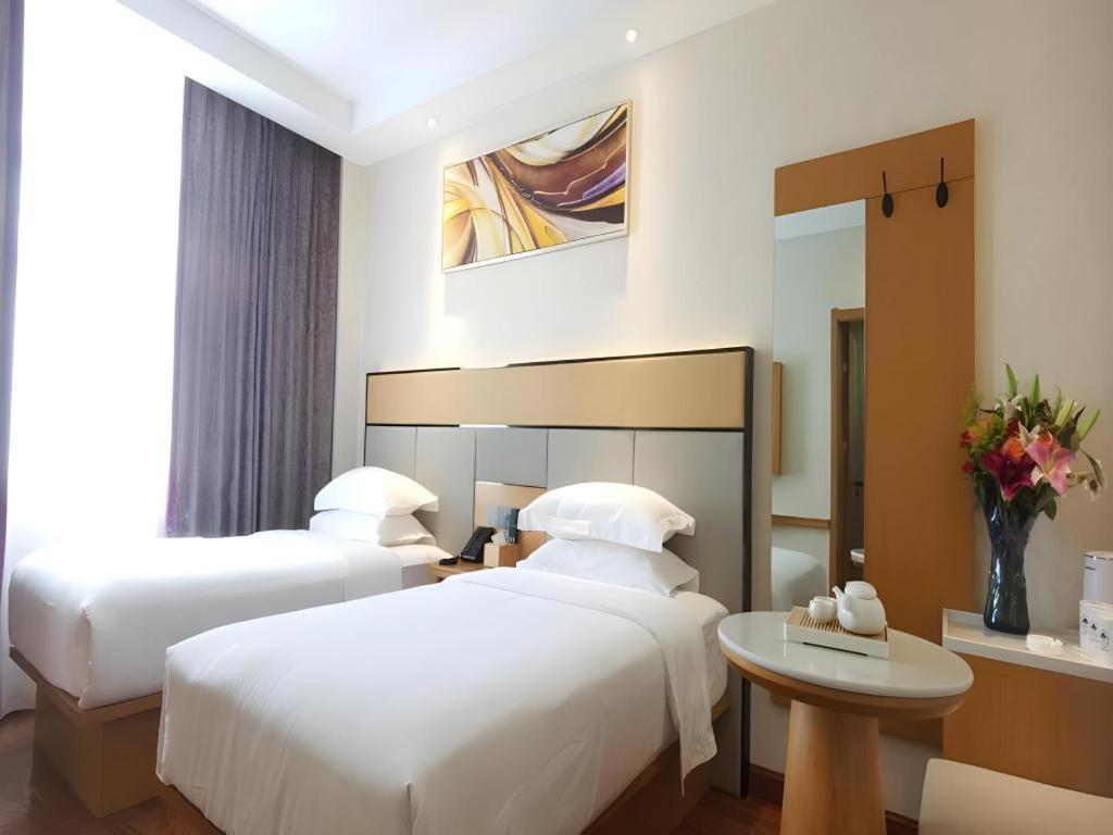 Greentree Inn Geermu Walking Street Business Hotel Golmud エクステリア 写真