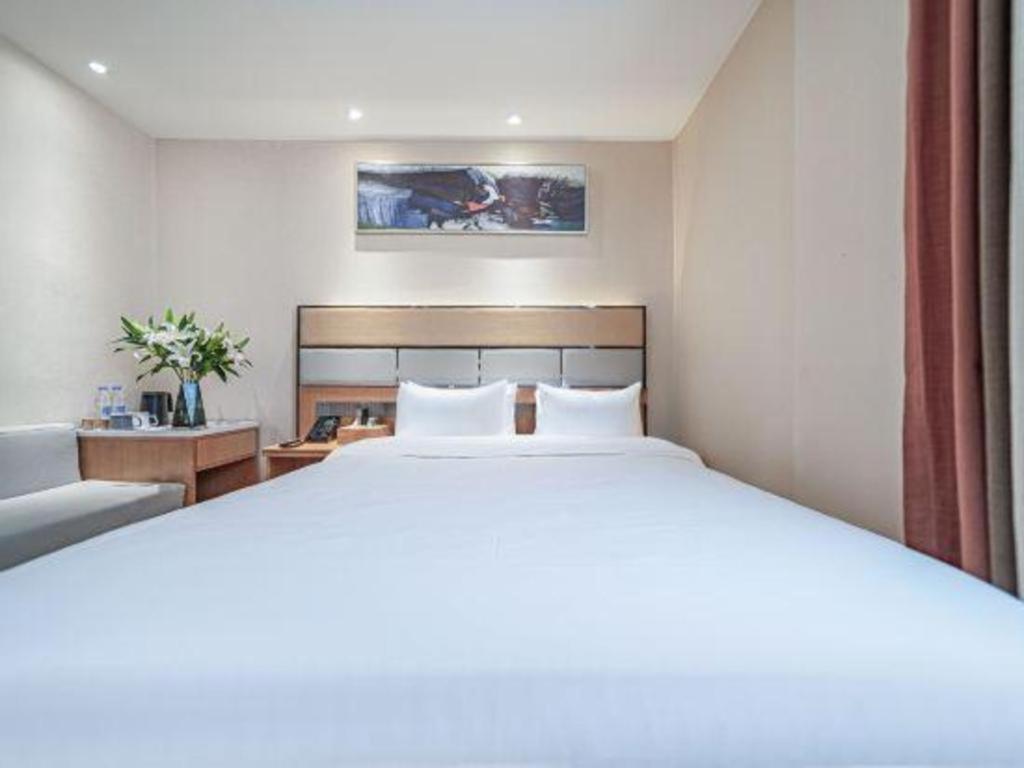 Greentree Inn Geermu Walking Street Business Hotel Golmud エクステリア 写真