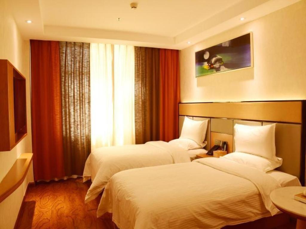 Greentree Inn Geermu Walking Street Business Hotel Golmud エクステリア 写真