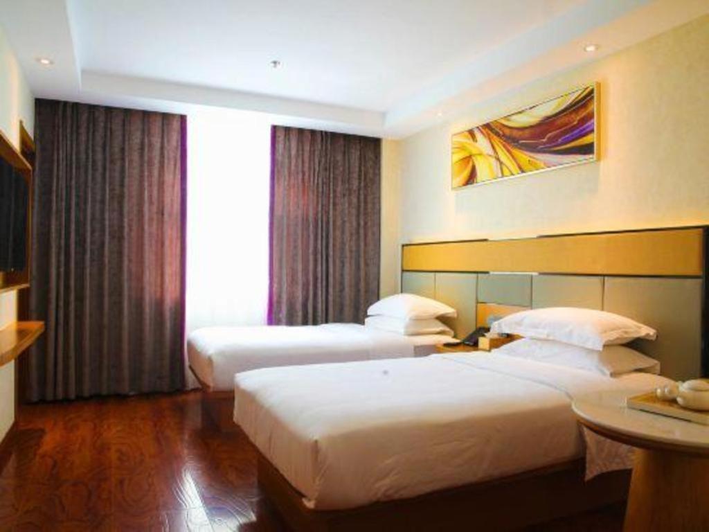 Greentree Inn Geermu Walking Street Business Hotel Golmud エクステリア 写真