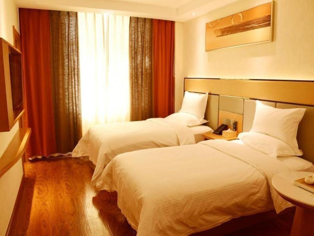 Greentree Inn Geermu Walking Street Business Hotel Golmud エクステリア 写真