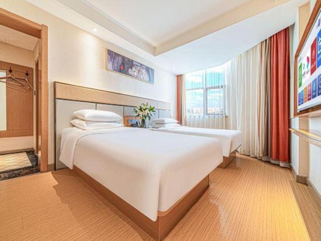 Greentree Inn Geermu Walking Street Business Hotel Golmud エクステリア 写真