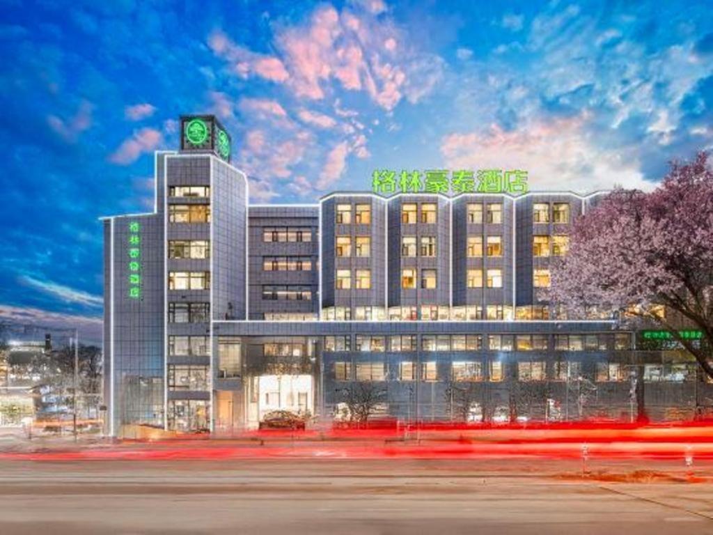 Greentree Inn Geermu Walking Street Business Hotel Golmud エクステリア 写真