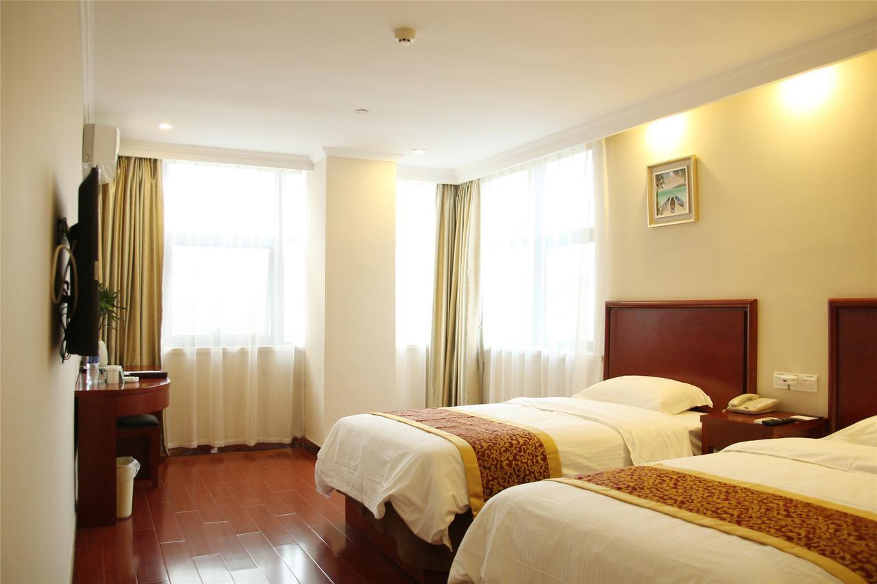 Greentree Inn Geermu Walking Street Business Hotel Golmud エクステリア 写真
